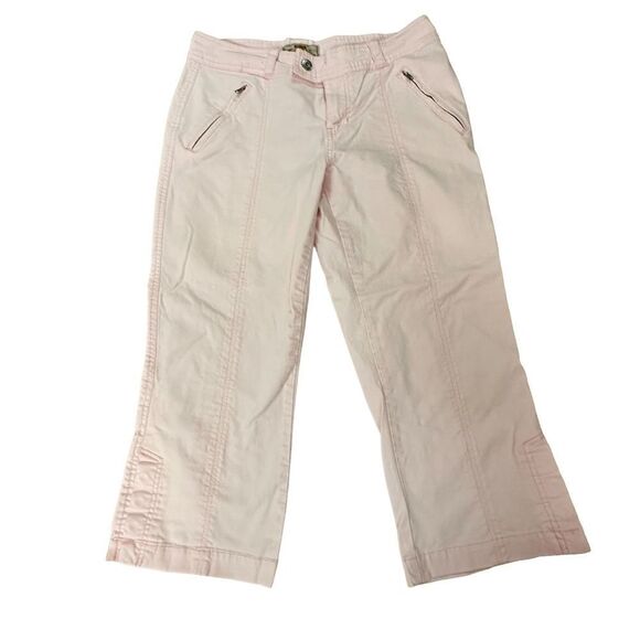 Route 66 Pants - Route 66 ~ Womens Pink Capri Pants ~ size 10 ~ Button detailing on Pant legs